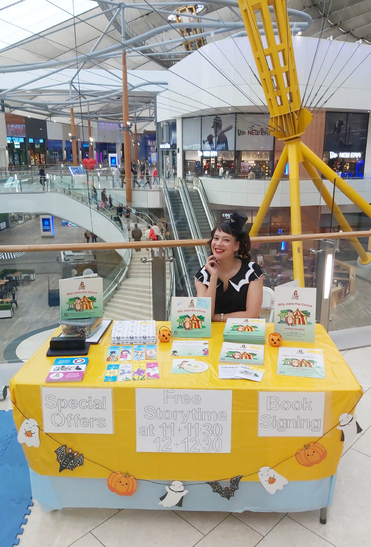 Kids Lit Author, Anna Christina, reading picture book, Billy Joins the Circus at The O2 image