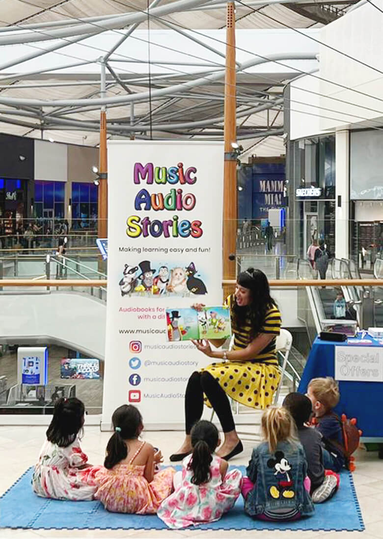 Kids Lit Author, Anna Christina, reading picture book, Billy Joins the Circus at The O2 image